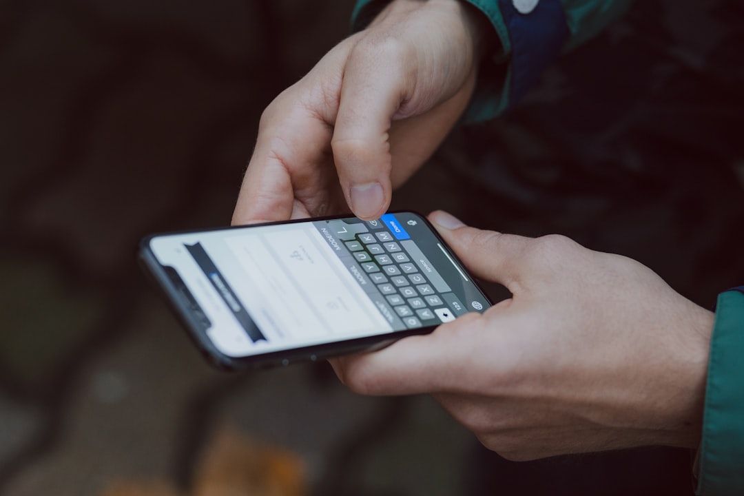Cart abandonment SMS reminder on a smartphone